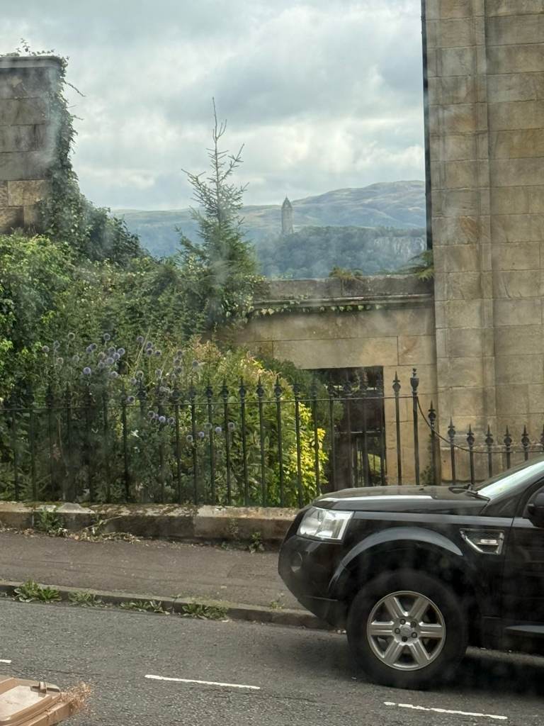 QUALITY 1 Bed Flat 1 April 2026 (maybe Sun 29 March). Stirling city centre. No agent fees.