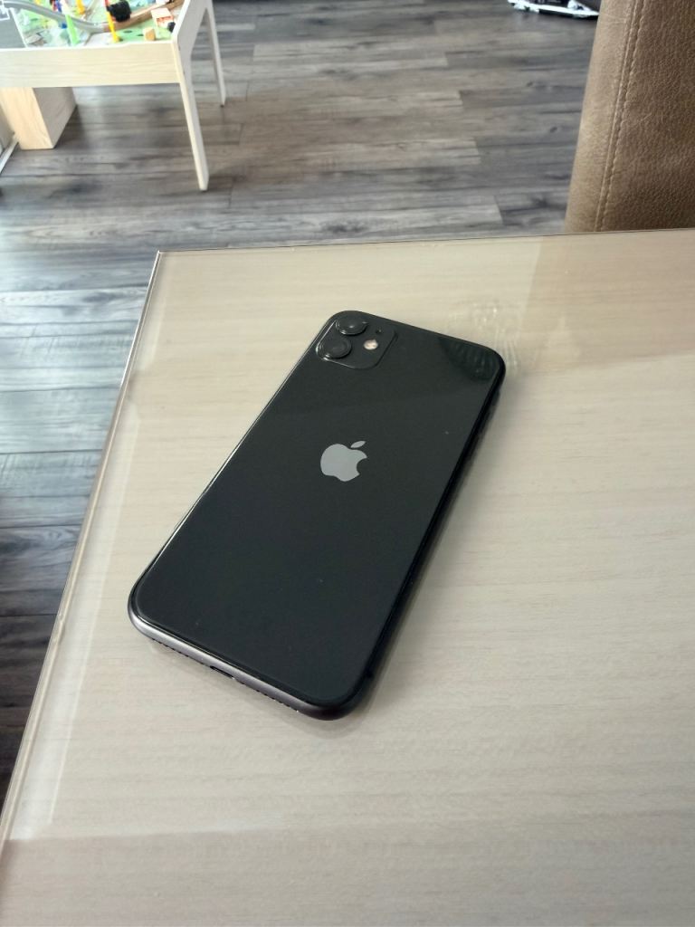 iPhone 11 128gb black