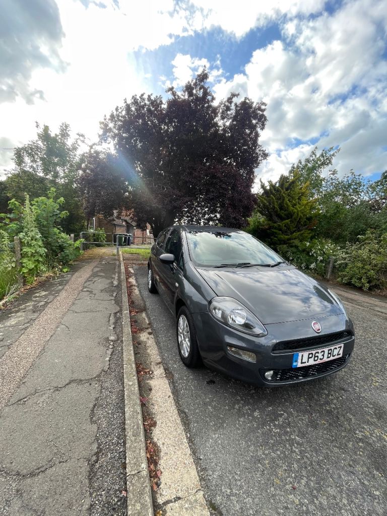 Fiat, PUNTO, Hatchback, 2014, Manual, 1368 (cc), 3 doors