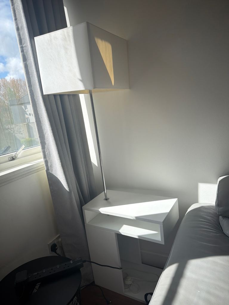 White Floor Lamp with Integrated Storage Shelf – Good Condition