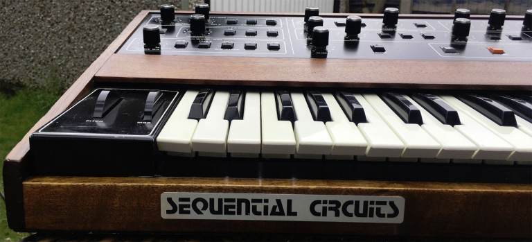 Sequential Circuits Prophet 5 rev2 + MIDI + Manual (1979)