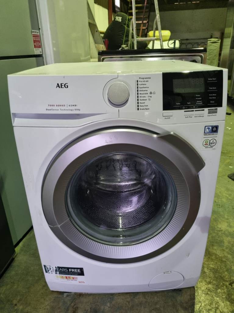 AEG 9kg washing machine & free delivery warranty