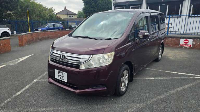 2021 Honda Stepwagon 2.0 auto 8 seater Panoramic roof Petrol Automatic