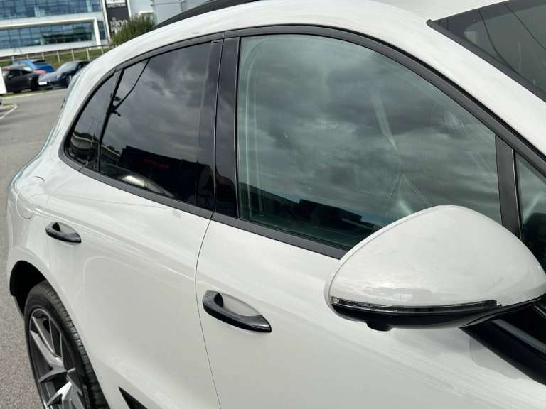 2023 Porsche Macan 5dr PDK SUV Petrol Automatic