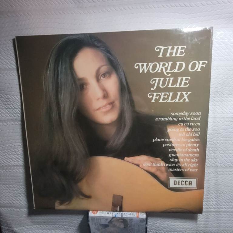 Julie Felix 'The World Of Julie Felix' Vinyl LP - Decca r1/7