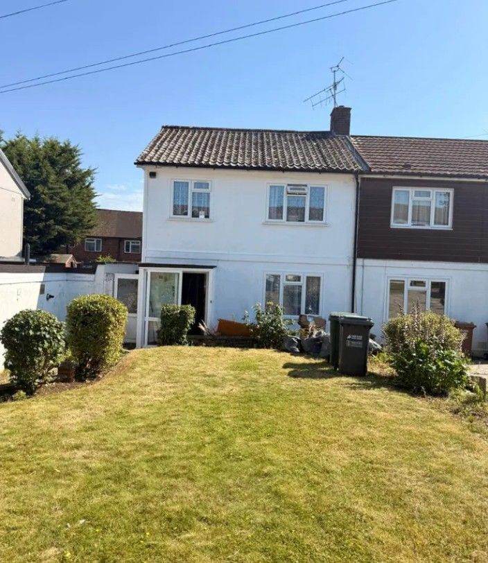 3 bed Terraced house to rent in Watford - Trevose Way