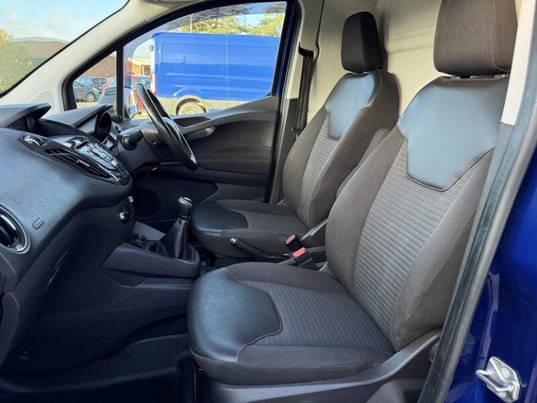 2017 Ford Transit Courier 1.5 TDCi 95ps Sport Van PANEL VAN DIESEL Manual