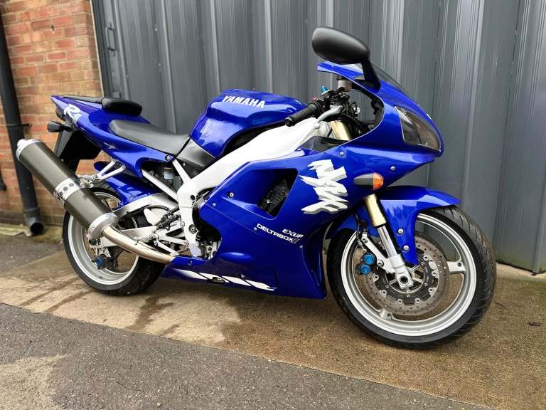 YAMAHA R1  1998