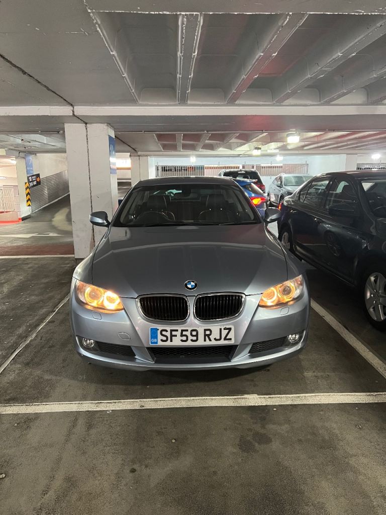 BMW, 320i Coupe, 2009, Semi-Auto, 1995 (cc), 2 doors