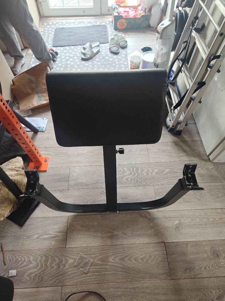 Gym bench 