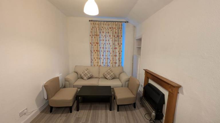 Spacious one bedroom flat for rent – Edinburgh