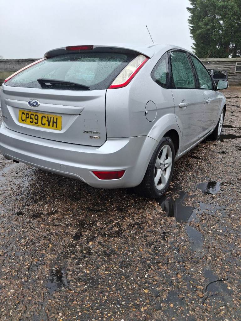Ford focus ** full years mot & diesel ** cheap car