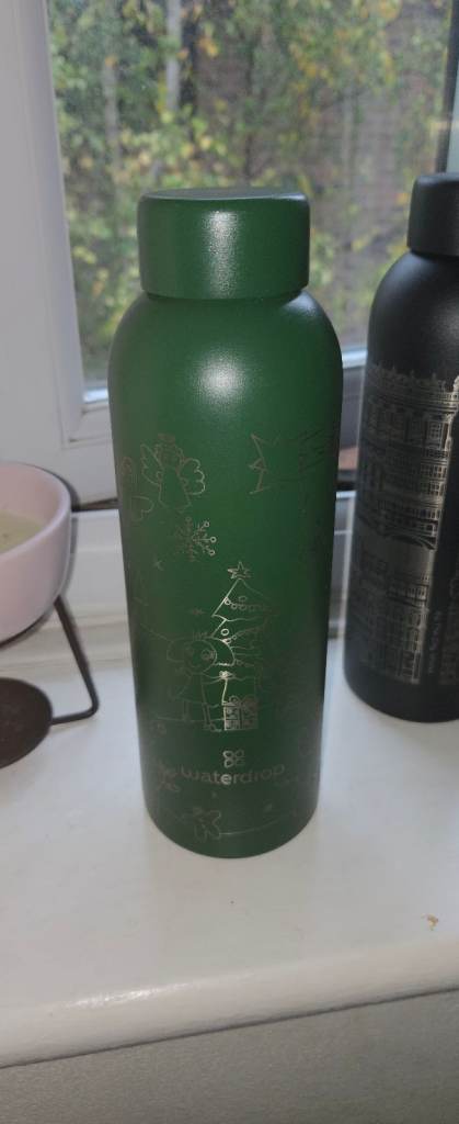 Limited Christmas 2022 Edition Waterdrop Water Bottle