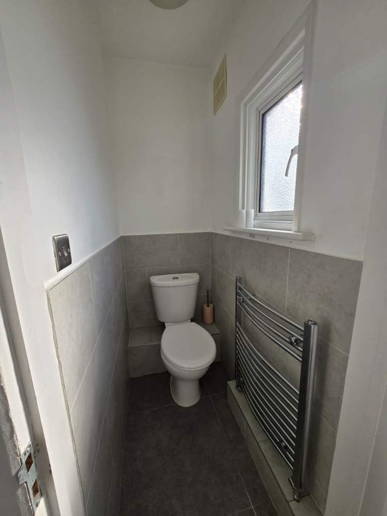 Double Room to rent (Suitable for couples)