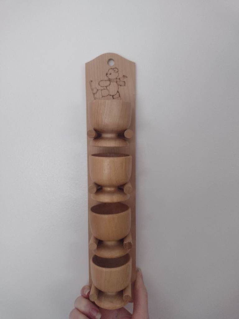 Wooden egg cup holder 