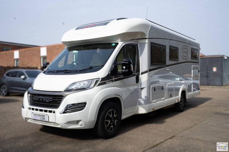 Carthargo C-Tourer T 149 LE -  Auto - Twin Single Beds - Scooter Garage. 4 Berth