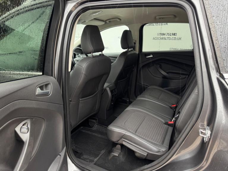 2017 Ford Kuga 2.0 TDCi Titanium Euro 6 (s/s) 5dr HATCHBACK Diesel Manual