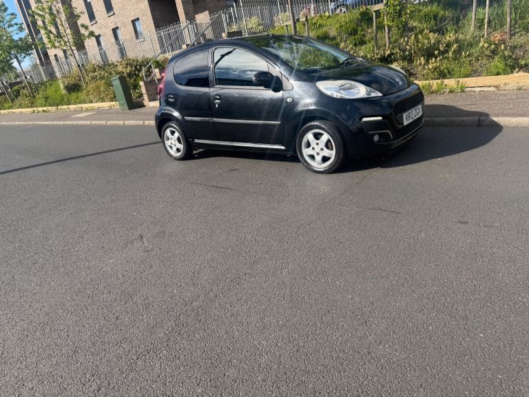 Peugeot, 107, Hatchback, 2013, Manual, 998 (cc), 5 doors
