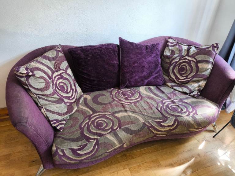 3 seater couch for free