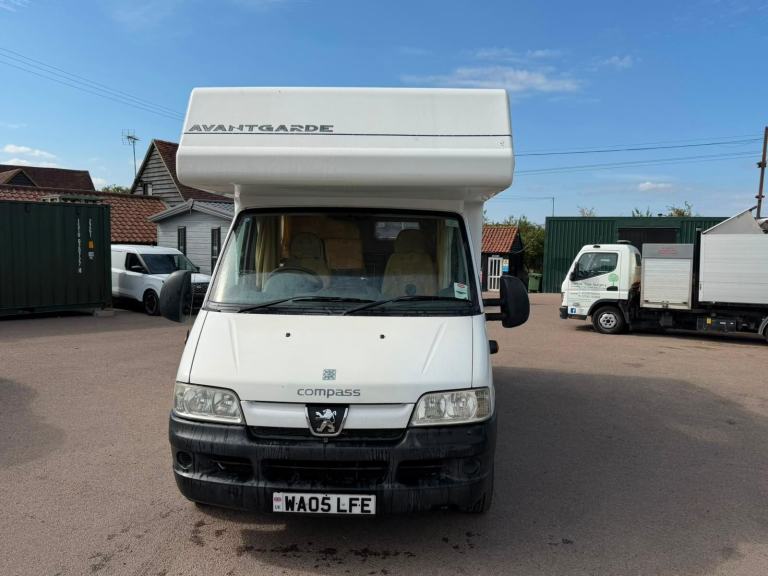 Compass Avantgarde 300 Coachbuilt Motorhome 2005 [BD2]