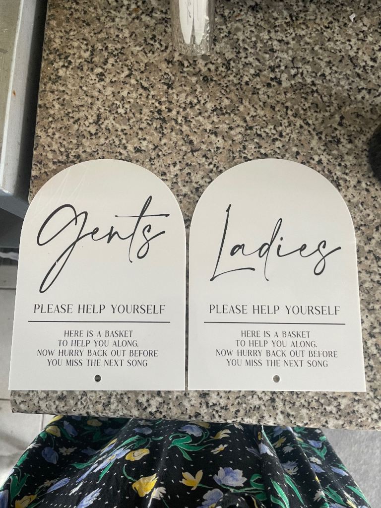 Wedding signs 