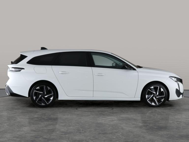 2022 Peugeot 308 1.5 BlueHDi Allure Premium 5dr EAT8 ESTATE DIESEL Automatic