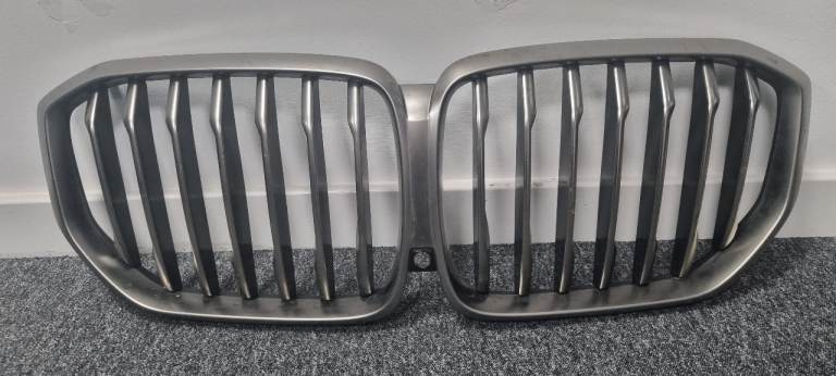 BMW X5 G05 FRONT GRILL GRILLE METALIC SILVER KIDNEY 2018+ GENUINE CAM