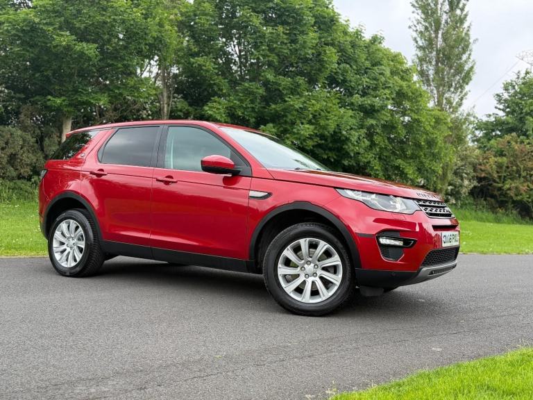 Land Rover Discovery Sport SE TECH / 7 SEATS / 4x4 / AUTO 