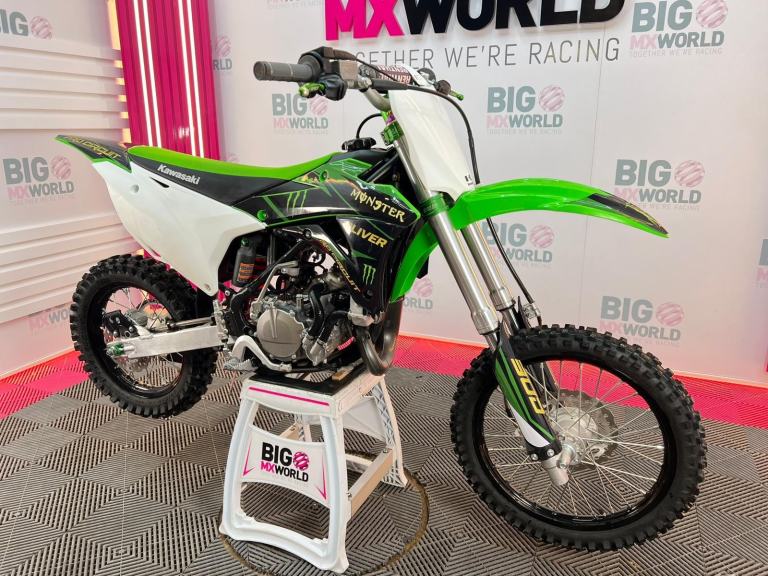 Kawasaki KX 85 2019 - Bud Racing Edition - 20 Genuine Hours 