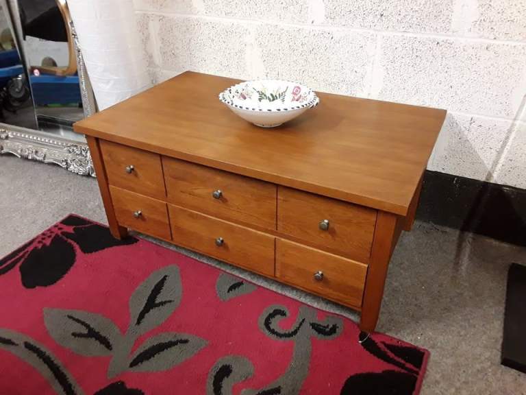 Lovely solid wood TV unit Copley Mill Low Cost Moves 2nd Hand Furniture STALYBRIDGE SK15 3DN
