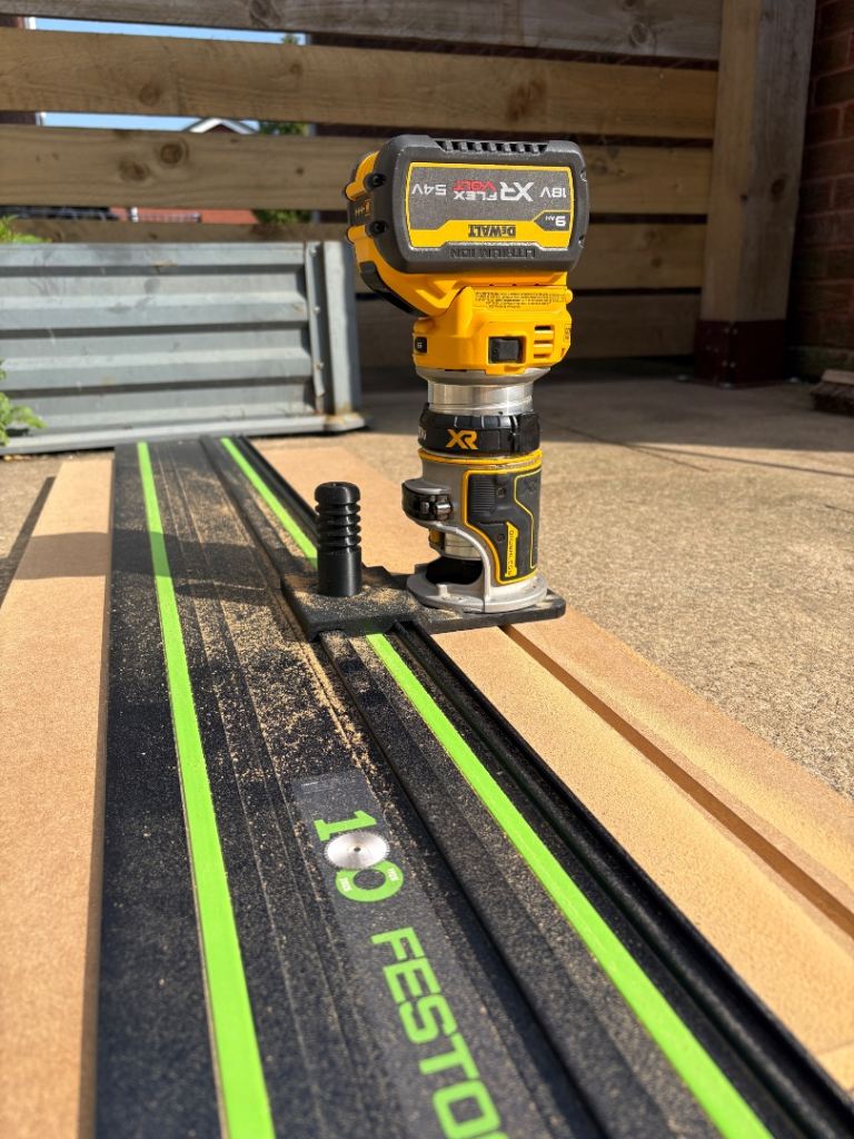 DeWalt Palm Router Guide Rail Adapter - NEW