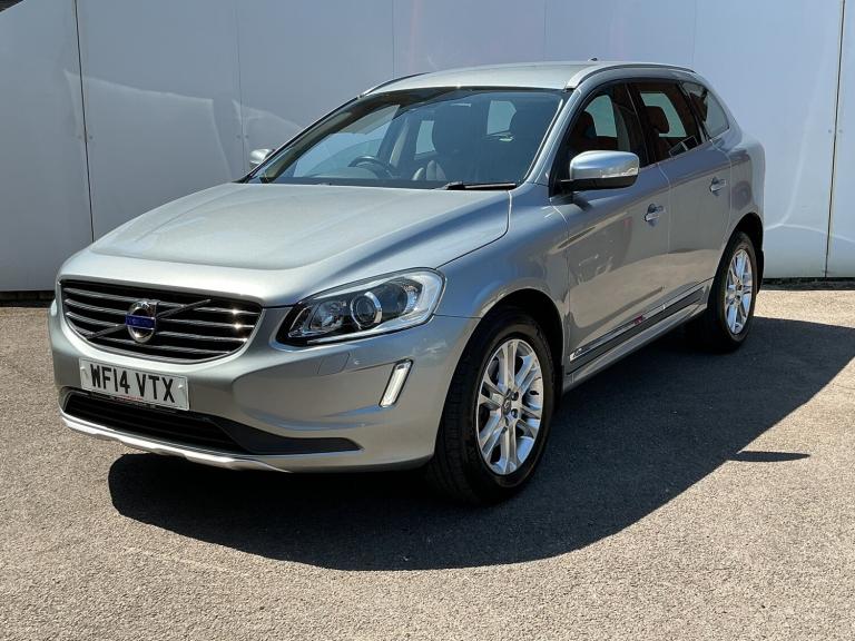 2014 Volvo XC60 2.4 D5 SE Lux Nav SUV 5dr Diesel Geartronic AWD Euro 5 (215 ps)