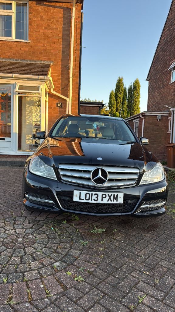 Mercedes-Benz, C CLASS, Saloon, 2013, Manual, 2143 (cc), 4 doors