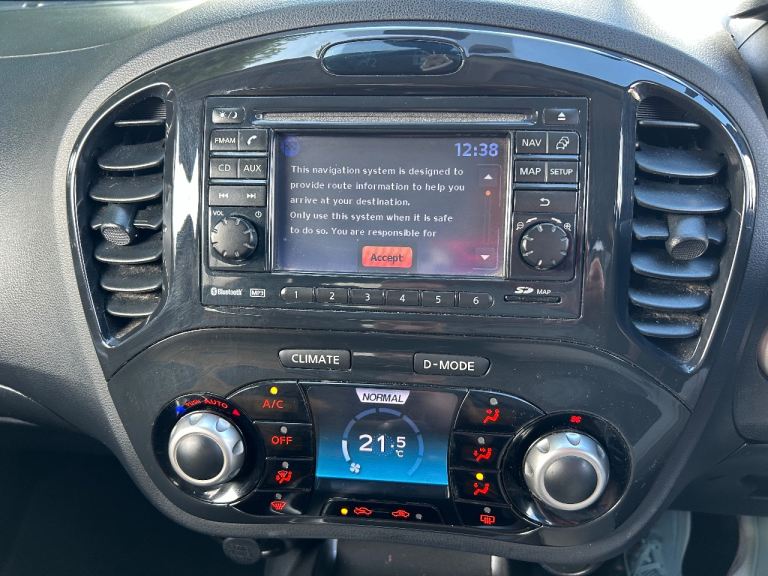 Nissan, JUKE, Hatchback, 2011, Manual, 1461 (cc), 5 doors