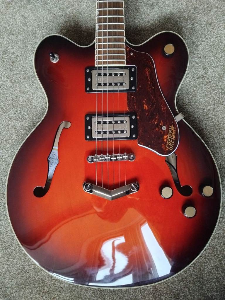 Gretsch Streamliner G2622 Fireburst 2024 genuine gigbag barely used centre block semi