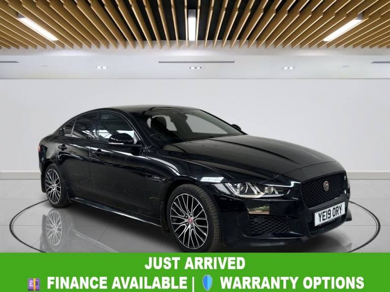 2019 Jaguar XE 2.0i Landmark Saloon 4dr Petrol Auto Euro 6 (s/s) (200 ps) Saloon Petrol Automatic