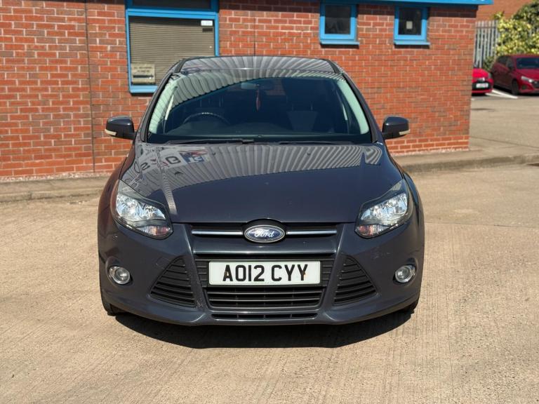 2012 Ford Focus 1.6 TDCi Zetec Euro 5 (s/s) 5dr HATCHBACK Diesel Manual