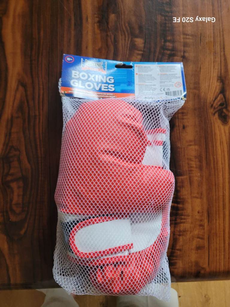  NEW Boxing Club Kids Toy Boxing Gloves Red - Play/Practice Set Age 5+
