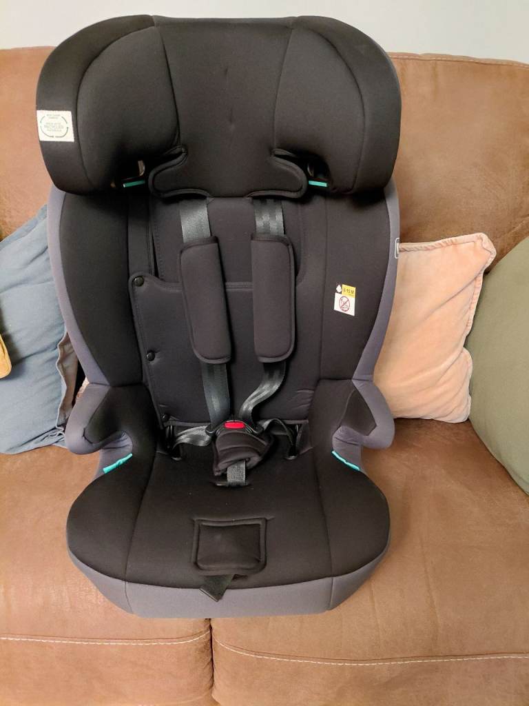 Halfords Nyala Childs car seat, 6 weeks old.: