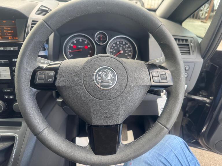 2009 Vauxhall Zafira 1.8i Elite 5dr MPV PETROL Manual