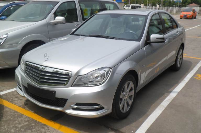 2012 MERCEDES C CLASS W204  BREAKING ALL PARTS AVAILABLE 