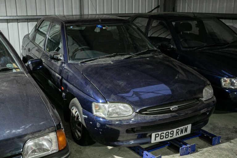  Ford ESCORT SERENADE 1.6 16V Manual