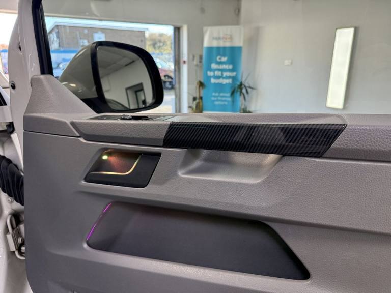 2021 Volkswagen Transporter 2.0 TDI 150 Highline Kombi Van DSG WINDOW VAN DIESEL Automatic