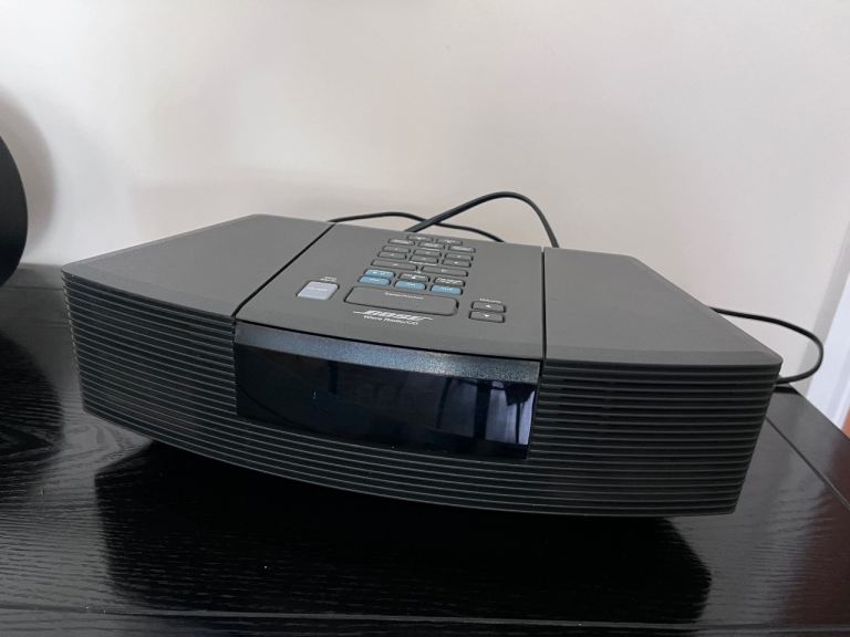 Bose Wave Radio/CD Player – Grey, Good Condition