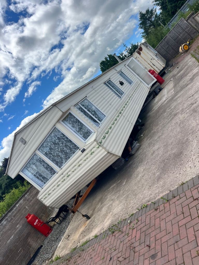 Static caravan for free