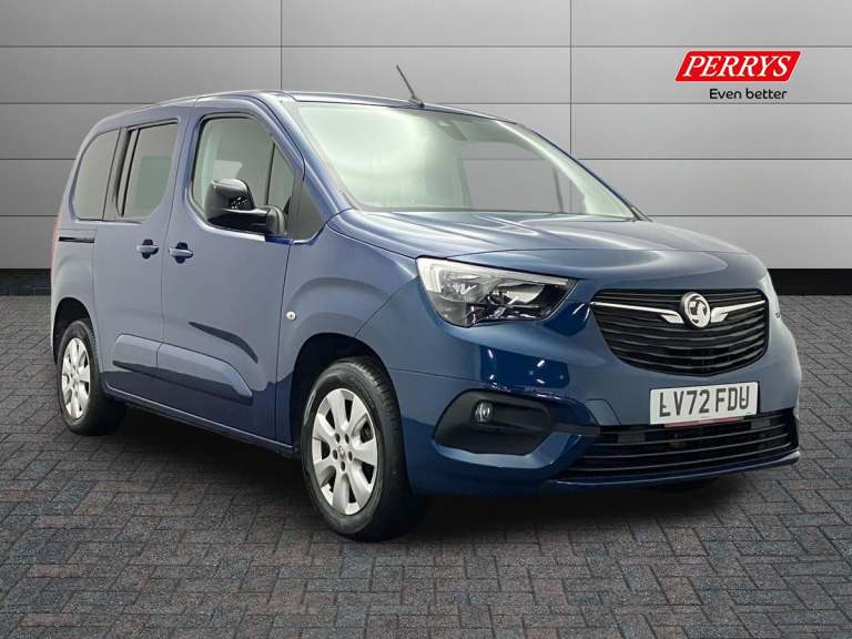 image for 2022 Vauxhall Combo Life 1.5 Turbo D SE 5dr Estate DIESEL Manual
