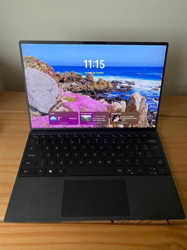 Dell XPS 9300, Royal Mail 24 Hr, Intel i7, 16gb Ram, 512gb, Windows 11 Pro, Office Pro Plus 2024