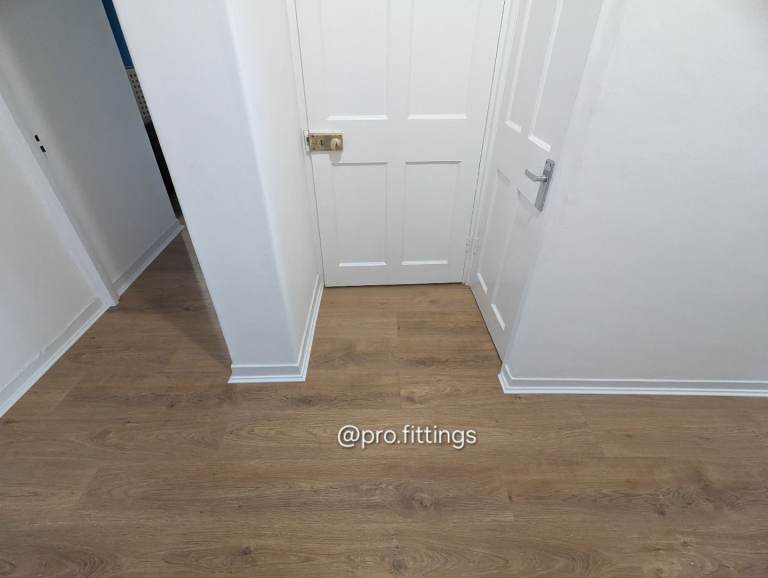 Laminate Flooring Fitters | Herringbone, LVT Installers | Supply and Installation 