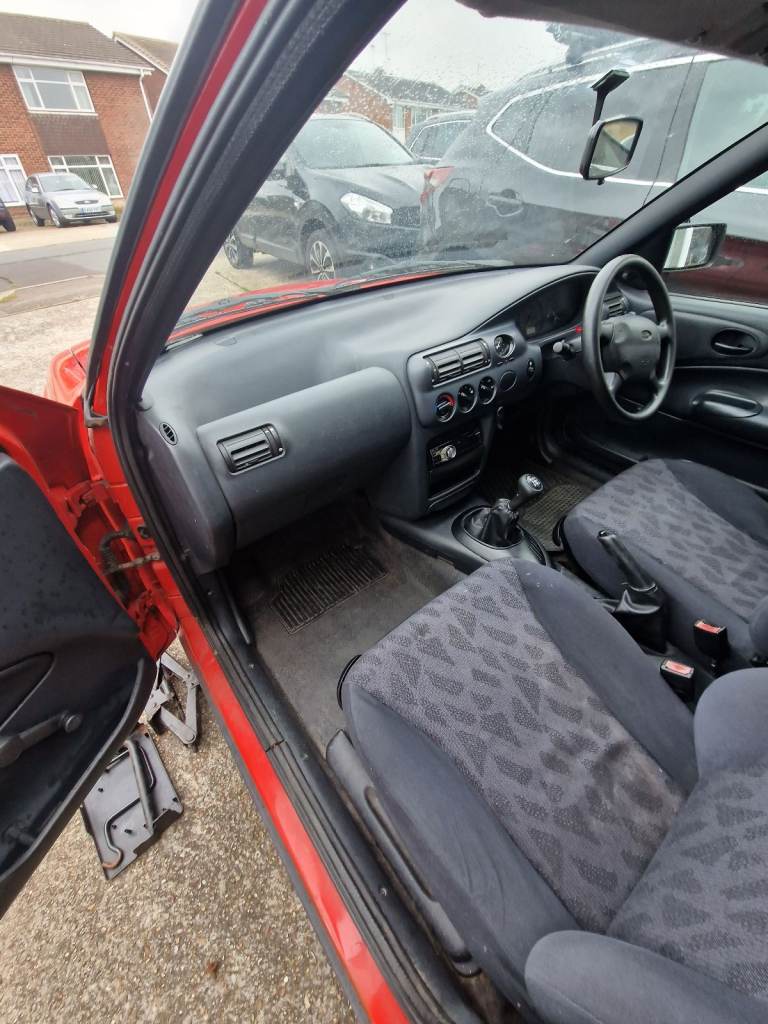 Ford Escort Van, 2002, Manual, 1753 (cc)