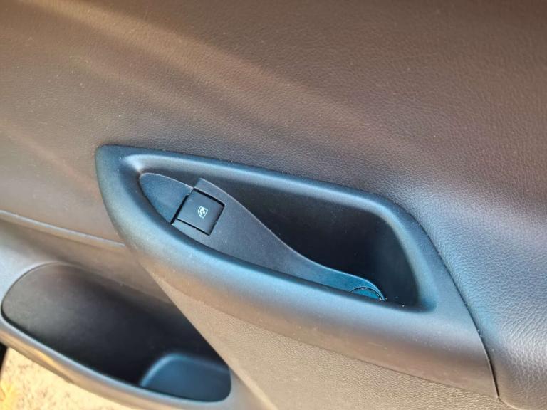 2017 Vauxhall Astra 1.4 Astra Elite Nav T 5dr - Full Service History - High Spec! Hatchback Petro...